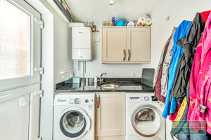 Photo 16- click for photo gallery